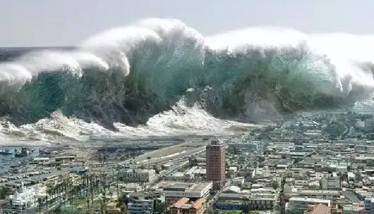 ஜப்பானில் சக்தி வாய்ந்த நிலநடுக்கம்: 7.5 ரிக்டர் அளவில் மேற்கு கடற்கரையில் நில அதிர்வு!