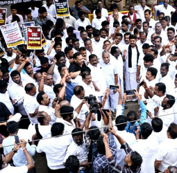 இந்தி திணிப்புக்குத் தமிழகத்தில் இடமில்லை,  உதயநிதி ஸ்டாலின் அதிரடி!