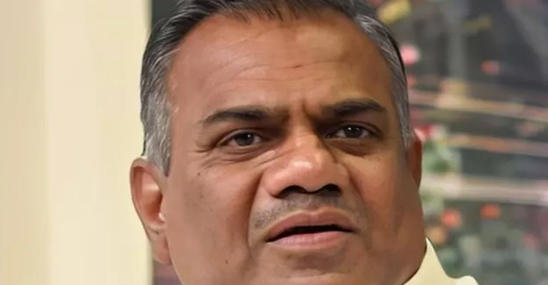 புஸ்ஸி ஆனந்த் மீது அருண்ராஜ் பரபரப்பு புகார்: பாஸ் தர மறுத்ததால் சர்ச்சை