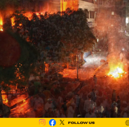 🔥 பங்களாதேஷ் கலவரத்தின் பின்னணியில் இருக்கும் ரகசியம்! - மாணவர் தலைவர் கொலை முதல் இந்து இளைஞர் எரிப்பு வரை: அதிர வைக்கும் உண்மைகள்!