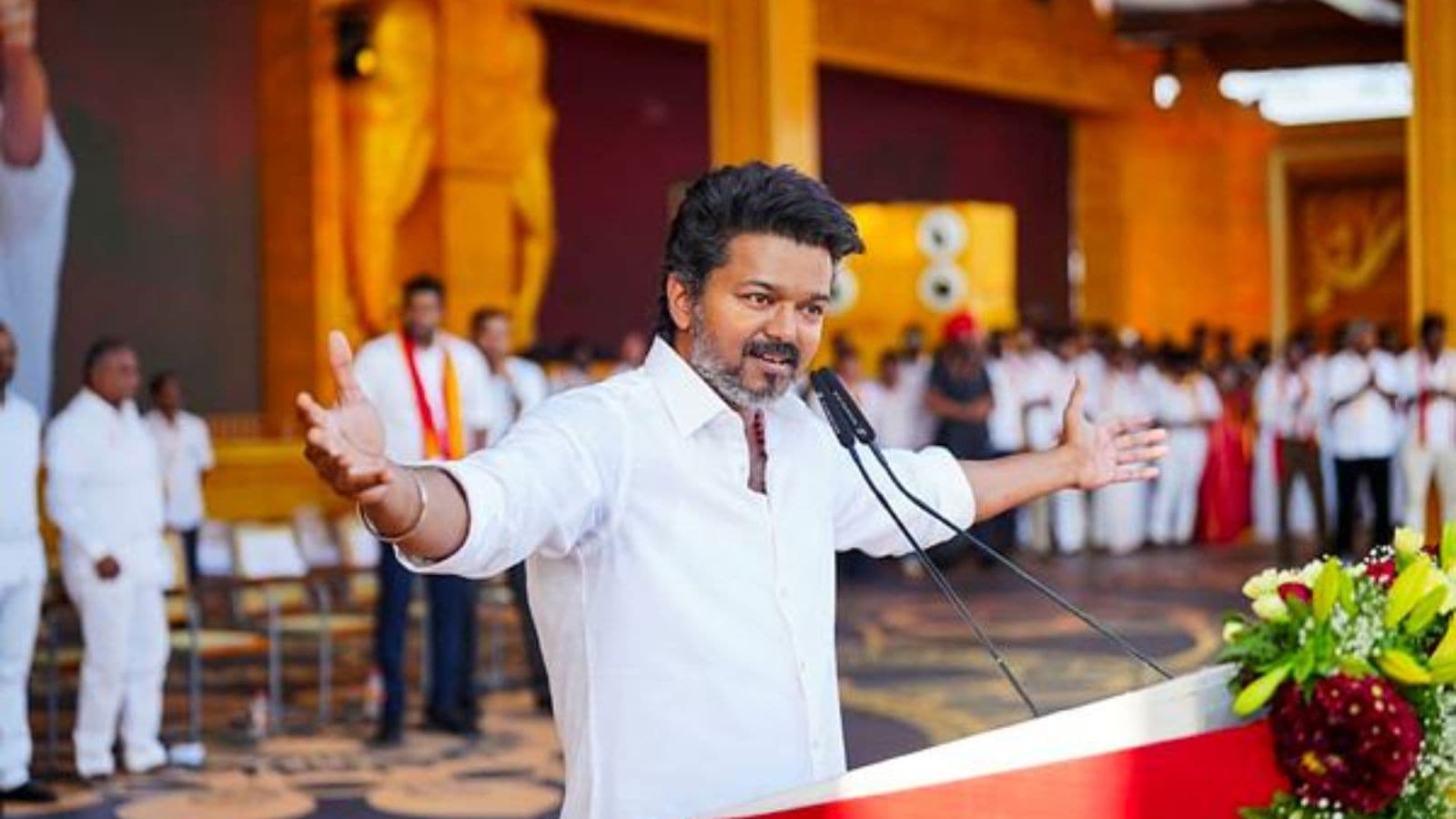 🚨 அதிரடி அரசியல்: புதுச்சேரியில் இன்று விஜய் பேச்சு! ரோடு ஷோ ரத்து, QR கோடு பாஸ் கட்டாயம்! உப்பளம் மைதானத்தின் லேட்டஸ்ட் நிலவரம்!