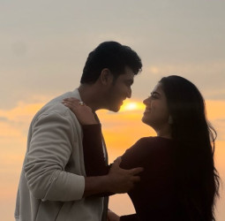 கிறிஸ்துமஸ் ரேஸில் இணைந்த 'சிறை' - 'ரெட்ட தல'!