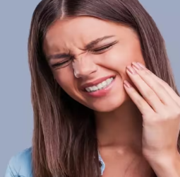 பல் கூச்சம், மஞ்சள் கறையா? காரணம் இதுதான்!