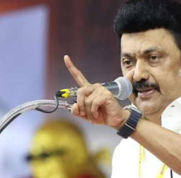 மாமதுரைக்கு தேவை  வளர்ச்சி அரசியலா அல்லது அரசியலா ? முதலமைச்சர்