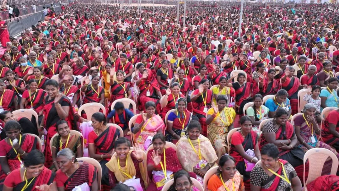 'வெல்லும் தமிழ்ப் பெண்கள்' மாநாடு: திரண்ட லட்சக்கணக்கான திமுக மகளிர்!