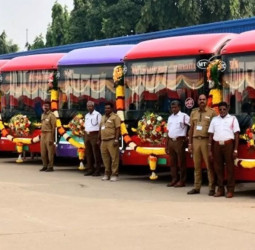 பூந்தமல்லி பணிமனையைத் திறந்து வைத்தார் உதயநிதி