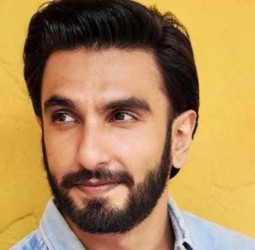 மன்னிப்பு கோரினார் நடிகர் ரன்வீர்சிங்