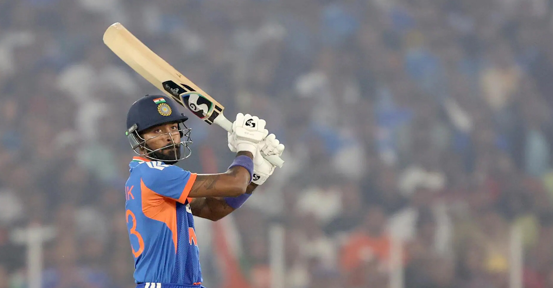 ஹர்திக் பாண்டியா வரலாற்றுச் சாதனை: 16 பந்துகளில் அரைசதம் விளாசி அதிரடி!