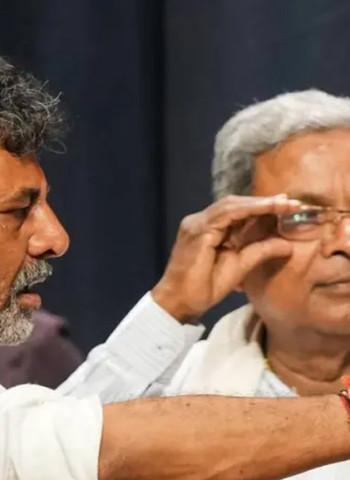 கர்நாடகாவில் அதிரடி திருப்பம்: முதல்வர் பதவியை ராஜினாமா செய்தார் சித்தராமையா! அடுத்த முதல்வர் டி.கே.சிவகுமார்?