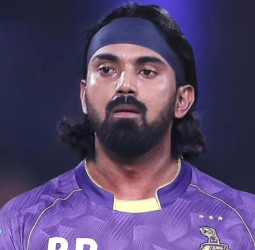 😱 IPL 2025 அதிர்ச்சி டிரேட்! KL Rahul KKR-க்கு போகிறாரா? DC‑வின் எதிர்பாராத முடிவு!