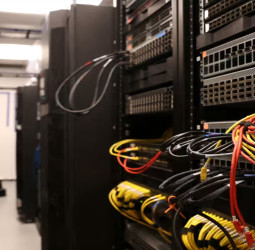 அமெரிக்கத் தரவு மைய குளிரூட்டும் திட்டத்தின் முக்கிய அம்சங்கள்