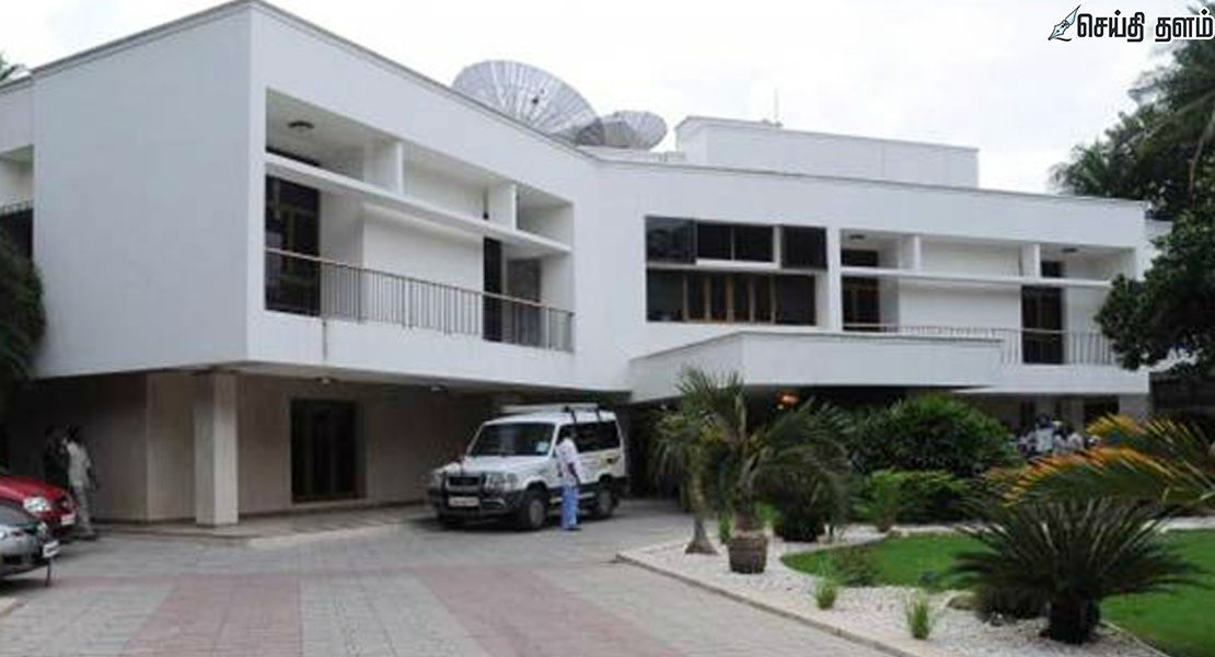 ஜெயலலிதா இல்லம் சீல்: போயஸ் கார்டனில் மீண்டும் பரபரப்பு!