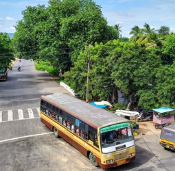 திருச்சியில் பஸ் ஓட்டியபோது டிரைவருக்கு இதயக்கோளாறு?