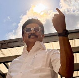 குடும்பத்துடன் வந்து வாக்களித்தார் முதல்வர் மு.க.ஸ்டாலின்!