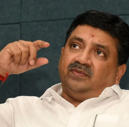 "அவர் என்ன எம்.ஜி.ஆரா.. பி.டி.ஆர் தானே!" அமைச்சர் பி.டி.ஆரை விளாசிய சுந்தர் சி