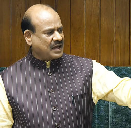 மக்களவை தொகுதிகள் 850-ஆக உயர்கிறதா? நாடாளுமன்றத்தில் அதிரடி மசோதா தாக்கல்!