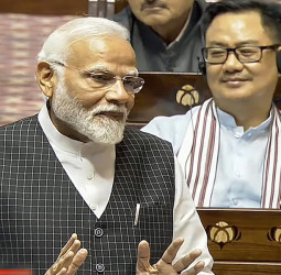 "தமிழில் சொல்கிறேன்.. உறுதி அளிக்கிறேன்!" - தமிழ் பேசி மோடி கொடுத்த அதிரடி 'கேரண்டி'!