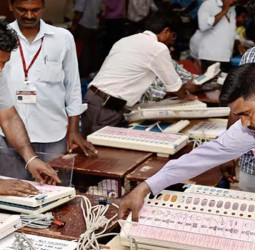 தமிழகத்தில் விறுவிறுப்பான வாக்குப்பதிவு தொடக்கம்!