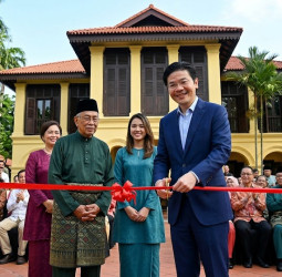 மலாய் பாரம்பரிய மையம் மறுதிறப்பு:,பிரதமர் லாரன்ஸ் வோங் நெகிழ்ச்சி!