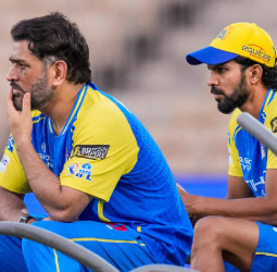 குஜராத் அணிக்கு எதிரான போட்டி: தோனி விளையாடாதது ஏன்?