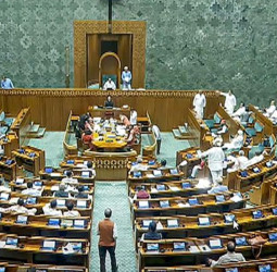 ஆந்திரா தலைநகர் அமராவதி: மக்களவையில் இன்று மசோதா தாக்கல்!