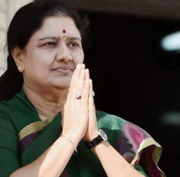 "நன்றி மறந்த எடப்பாடி" - சசிகலாவின் காட்டமான விமர்சனம்!