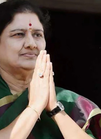 "நன்றி மறந்த எடப்பாடி" - சசிகலாவின் காட்டமான விமர்சனம்!