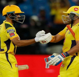 சிஎஸ்கே அதிரடி வெற்றி: டெல்லியை வீழ்த்தி மாஸ் காட்டிய சென்னை!