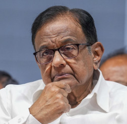 தொகுதி மறுவரையறை : எடப்பாடி பழனிசாமியின் பதில் அதிர்ச்சி அளிக்கிறது" - ப.சிதம்பரம்