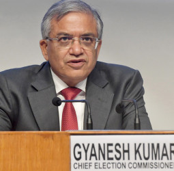 தமிழகம், மேற்கு வங்க வாக்காளர்களுக்கு தேர்தல் ஆணையம் புகழாரம்!