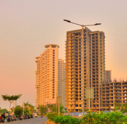 ரியல் எஸ்டேட் தலைகீழாக மாறுகிறது: 3-4 BHK வீடுகளின் காலம் முடிகிறதா?