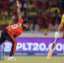 சிஎஸ்கேவை வீழ்த்தியது ஹைதராபாத்! ஈஷான் மலிங்கா அபார பந்துவீச்சு!