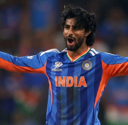 "எப்படி வந்தாலும் அடி!" - திலக் வர்மாவின் அதிரடி ரகசியத்தை உடைத்த ஹர்திக் பாண்டியா!