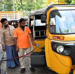 திருச்சி ஆட்டோ கட்டணம் உயர்வு: LPG தட்டுப்பாடே காரணம்!