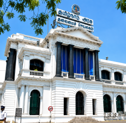 தமிழக அரசில் முக்கிய அதிரடி: நீர்வளத்துறை புதிய செயலாளராக பிரசாந்த் வடநரே ஐஏஎஸ் நியமனம் - சத்யபிரதா சாகு இடமாற்றம்!