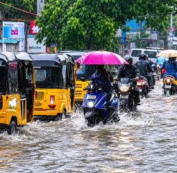 தமிழகத்தில் அடுத்த 48 மணி நேரத்தில் அதிக மழைப்பொழிவு எங்கே? வானிலை ஆய்வு மையத்தின் முக்கிய எச்சரிக்கை! முழு விவரம்