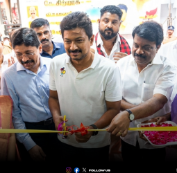 சென்னை திருவல்லிக்கேணியில் ரூ.1.10 கோடி மதிப்பீட்டில் கட்டப்பட்ட உள்விளையாட்டு அரங்கத்தை திறந்து வைத்தார் துணை முதலமைச்சர் உதயநிதி ஸ்டாலின்