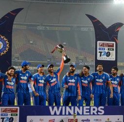 இந்தியா! 4-1 என்ற கணக்கில் தொடரை வென்று கோப்பையை கைப்பற்றியது!