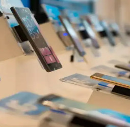 இந்தியாவில் சீன ஸ்மார்ட்போன்களின் மவுசு குறைந்தது - விரைவில் விலை உயர்வு!