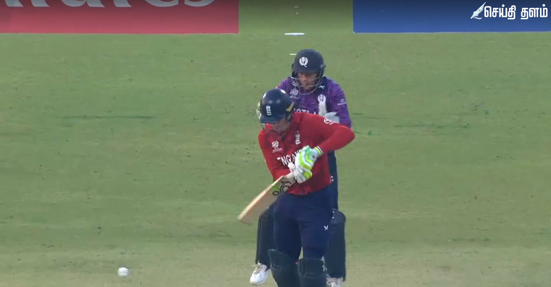 டி20 உலகக்கோப்பை: ஸ்காட்லாந்து 152 ரன்களுக்கு ஆல் அவுட்; இங்கிலாந்து 16/2!