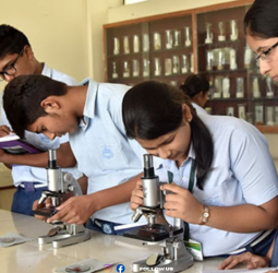 தமிழகம் முழுவதும் 10-ஆம் வகுப்பு செய்முறைத் தேர்வுகள் இன்று தொடக்கம் - 8.82 லட்சம் மாணவர்கள் பங்கேற்பு!