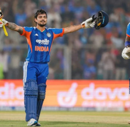 டி20 உலகக்கோப்பை 2026: அமெரிக்காவை வீழ்த்தி இந்தியா அபார வெற்றி; புதிய உலக சாதனை!