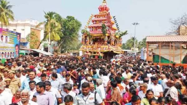 தமிழகம் முழுவதும் தைப்பூச கொண்டாட்டம்: பழனியில் அலைமோதும் பக்தர்கள்!