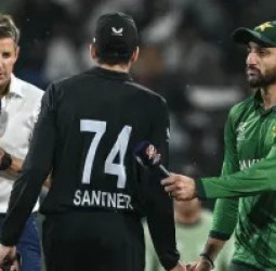 டி20 உலகக் கோப்பை: பாகிஸ்தான் - நியூசிலாந்து போட்டி மழையால் ரத்து!