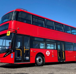 மீண்டும் டபுள் டக்கர் பேருந்து: முதல்வர் ஸ்டாலின் தொடங்கி வைத்தார்!