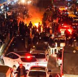 ஈரானில், இணைய முடக்கம் மற்றும் 3000 பேர் பலி? அதிர்ச்சித் தகவல்!