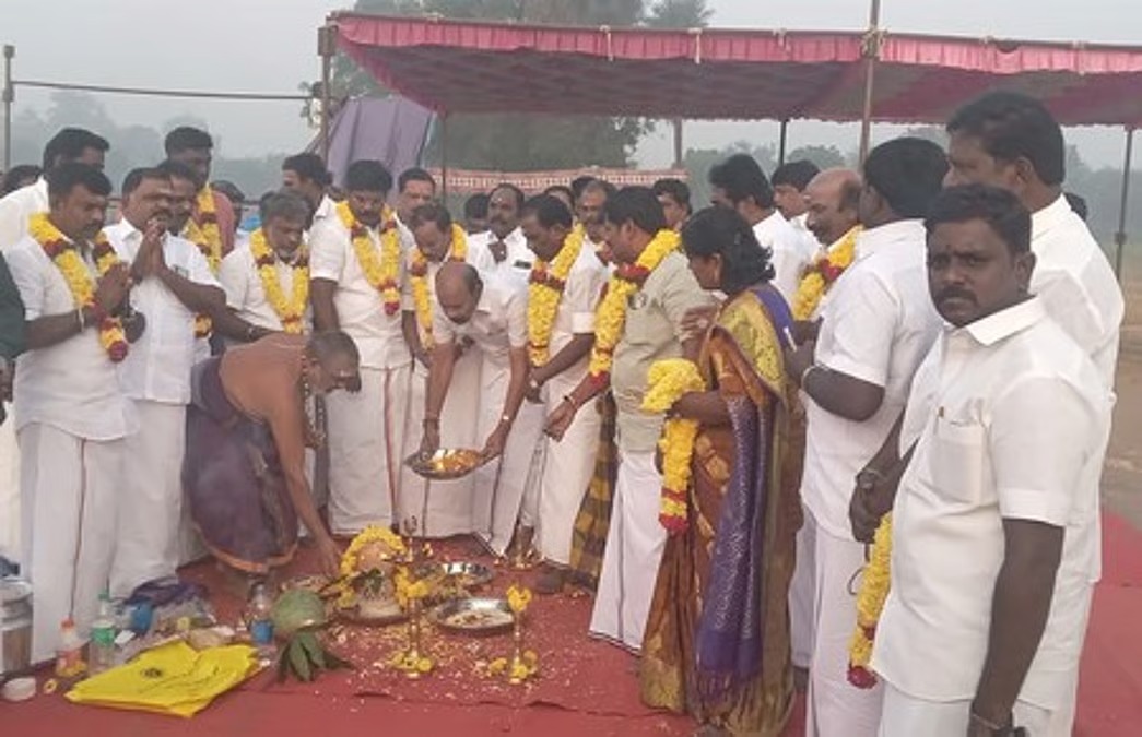 2026 தேர்தல் பிரச்சாரத்திற்கு பிள்ளையார் சுழி - பூமி பூஜையுடன் பணிகள் ஆரம்பம்!