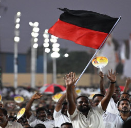 திமுகவுக்கு செக்: ஆட்சியில் பங்கு கேட்கும் காங்கிரஸ்!