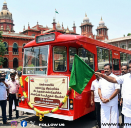 🚌 விண்டேஜ் பேருந்து சேவையைத் தொடங்கிய அமைச்சர் சிவசங்கர்! - 17 இடங்கள்.. ஒரே டிக்கெட்!