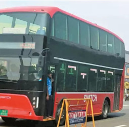 சென்னைக்கு மீண்டும் 'டபுள் டெக்கர்': இந்த மாத இறுதியில் 20 மின்சாரப் பேருந்துகள்!